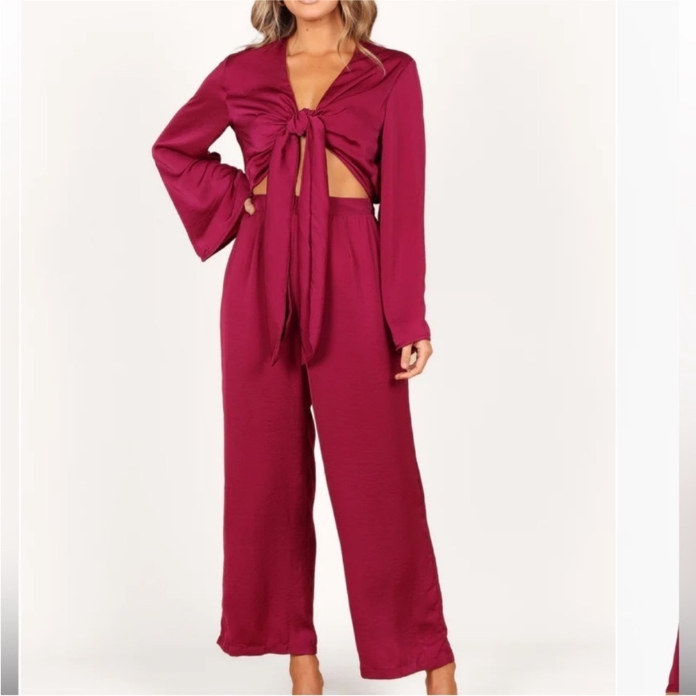 SNDYS X REVOLVE Pluto Jumpsuit Magenta Pink Wide Leg Cutout Size XL NEW - Picture 1 of 7